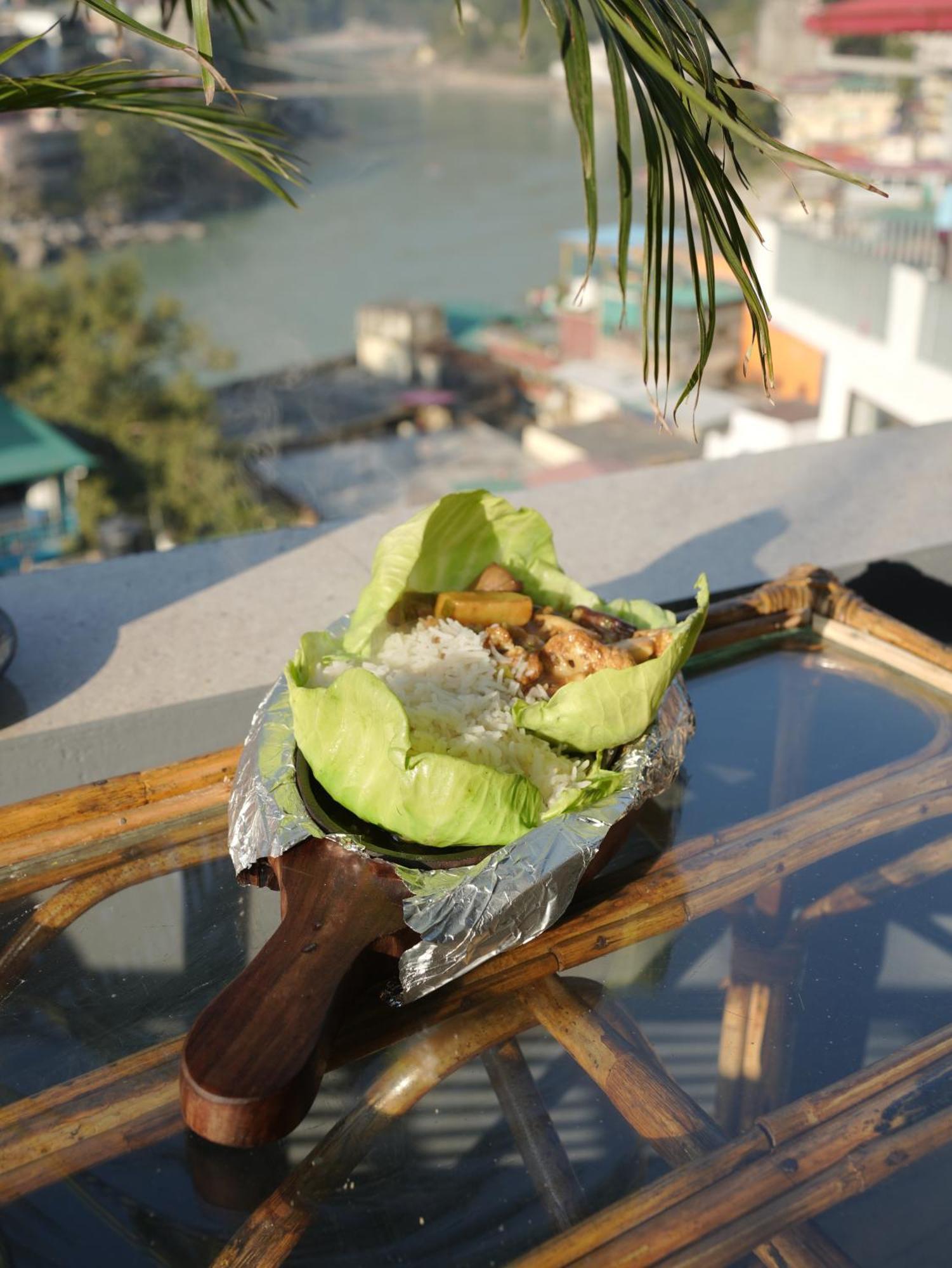 Skyard Rishikesh, Laxman Jhula Hostel Εξωτερικό φωτογραφία