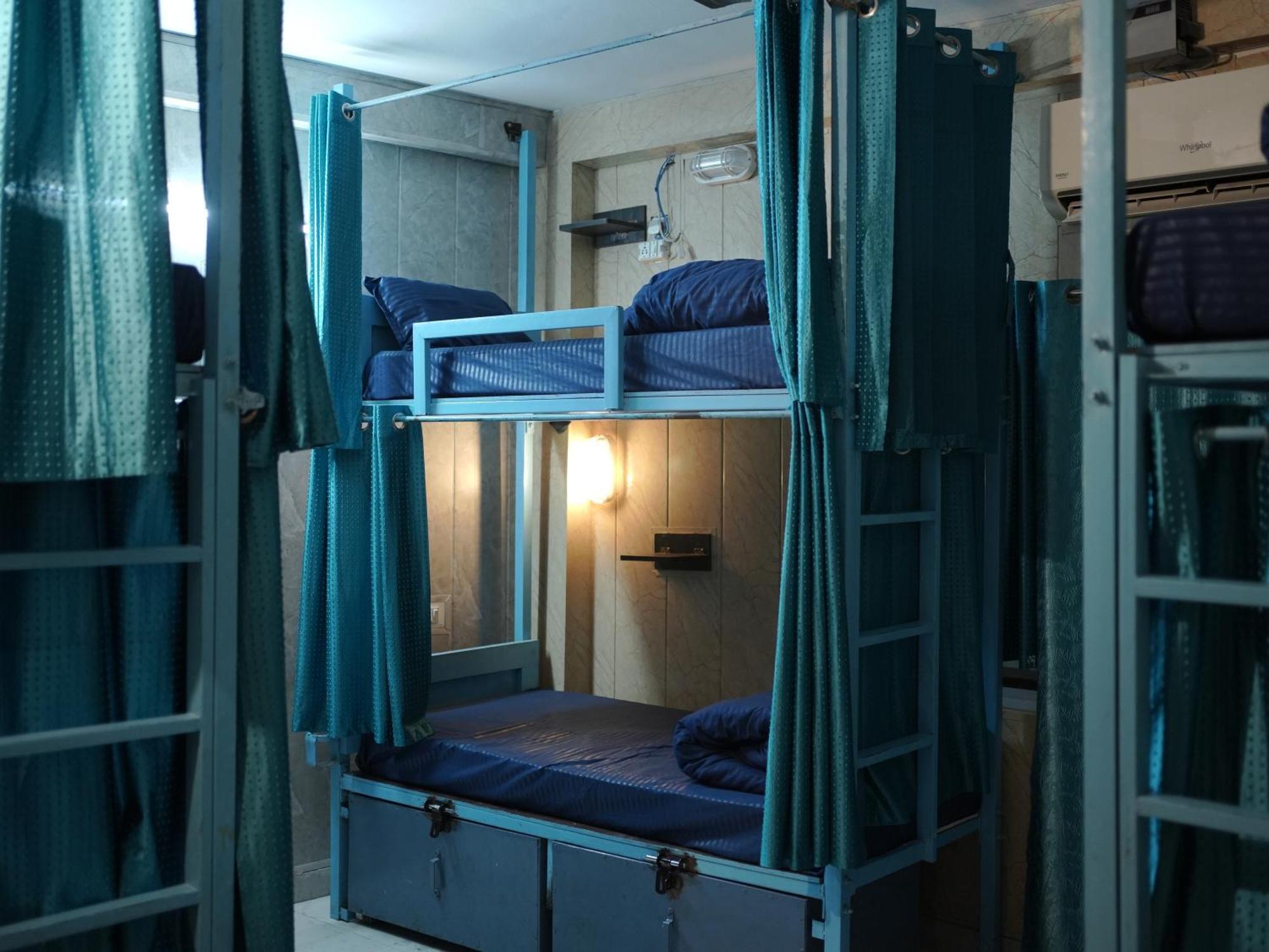 Skyard Rishikesh, Laxman Jhula Hostel Εξωτερικό φωτογραφία