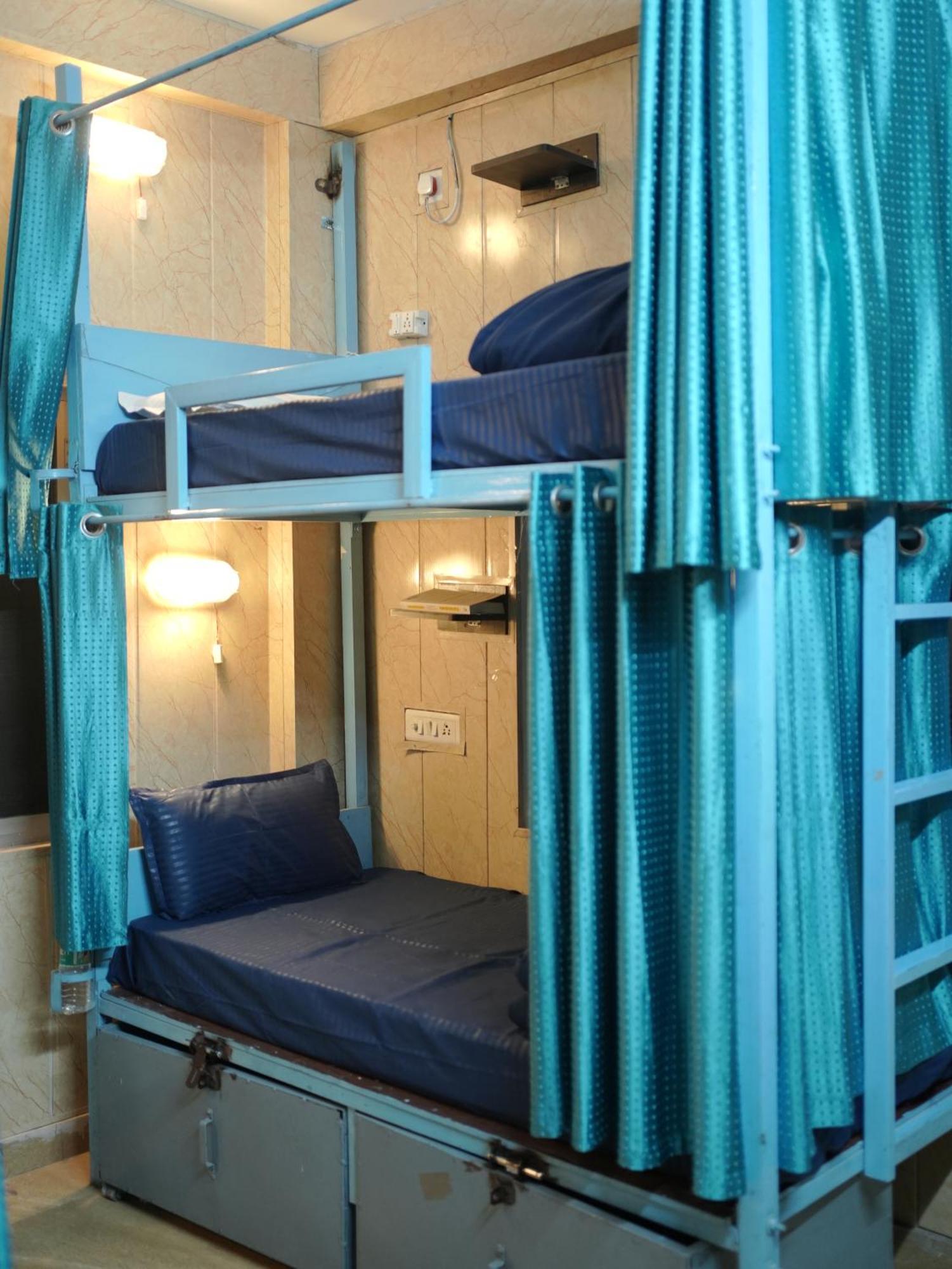 Skyard Rishikesh, Laxman Jhula Hostel Εξωτερικό φωτογραφία
