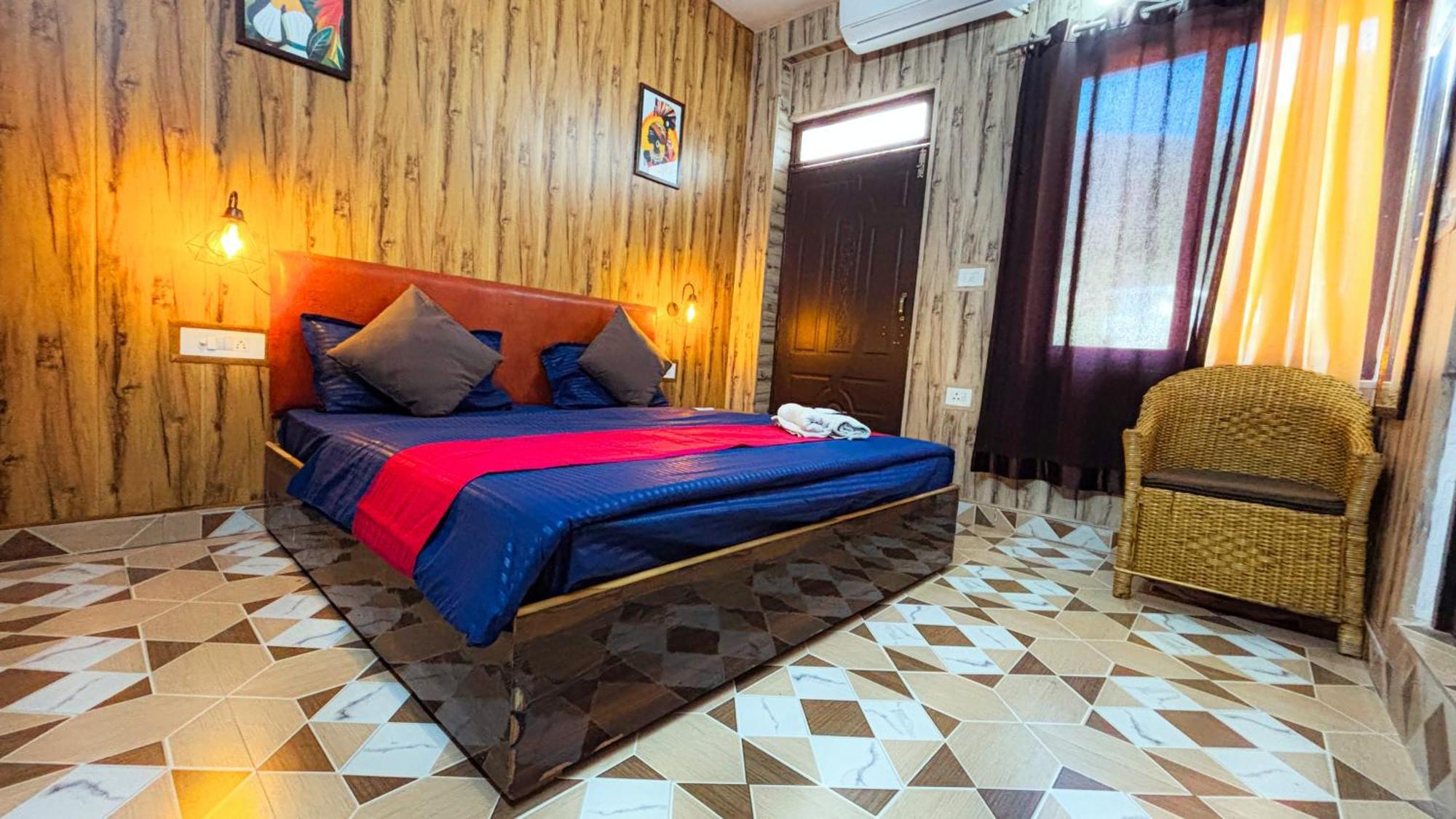 Skyard Rishikesh, Laxman Jhula Hostel Εξωτερικό φωτογραφία
