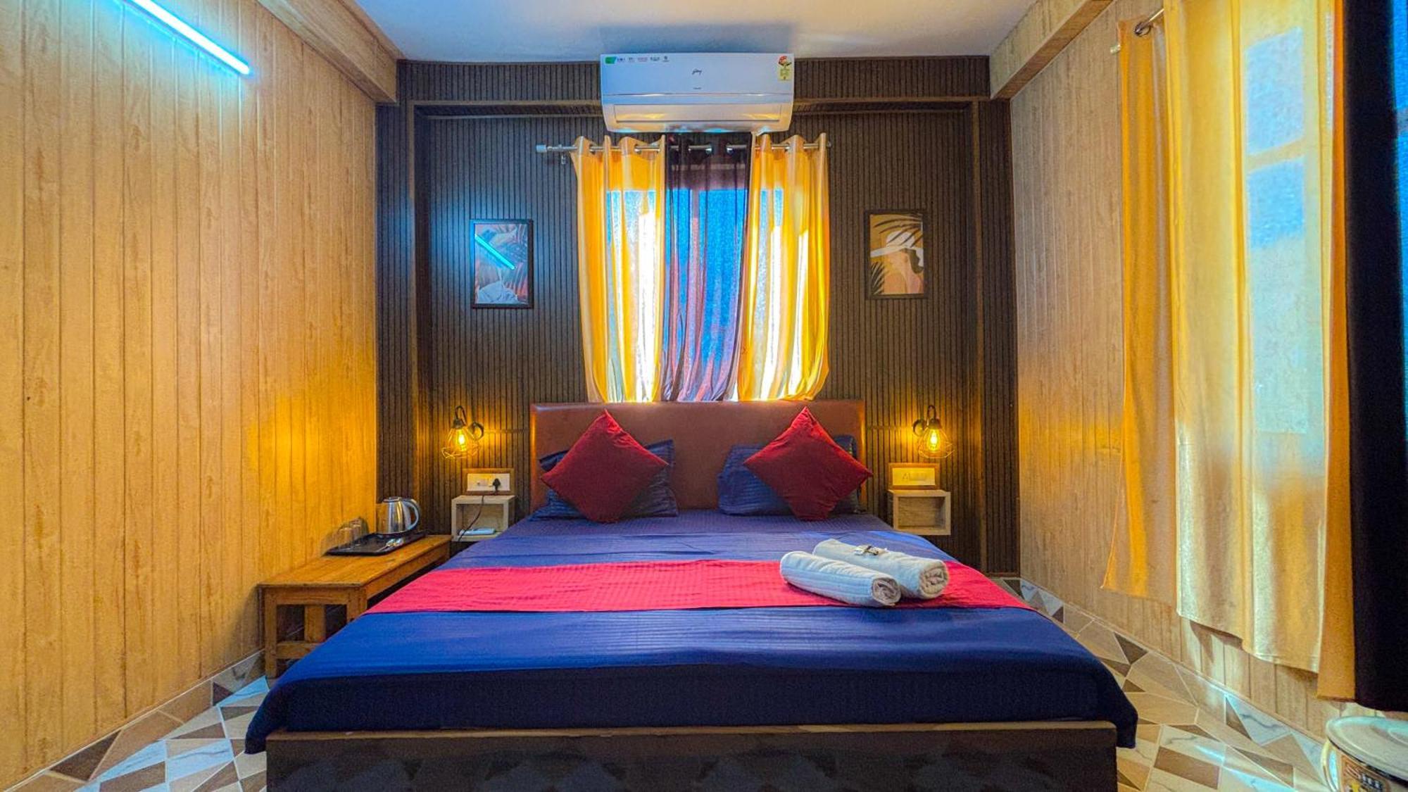 Skyard Rishikesh, Laxman Jhula Hostel Εξωτερικό φωτογραφία