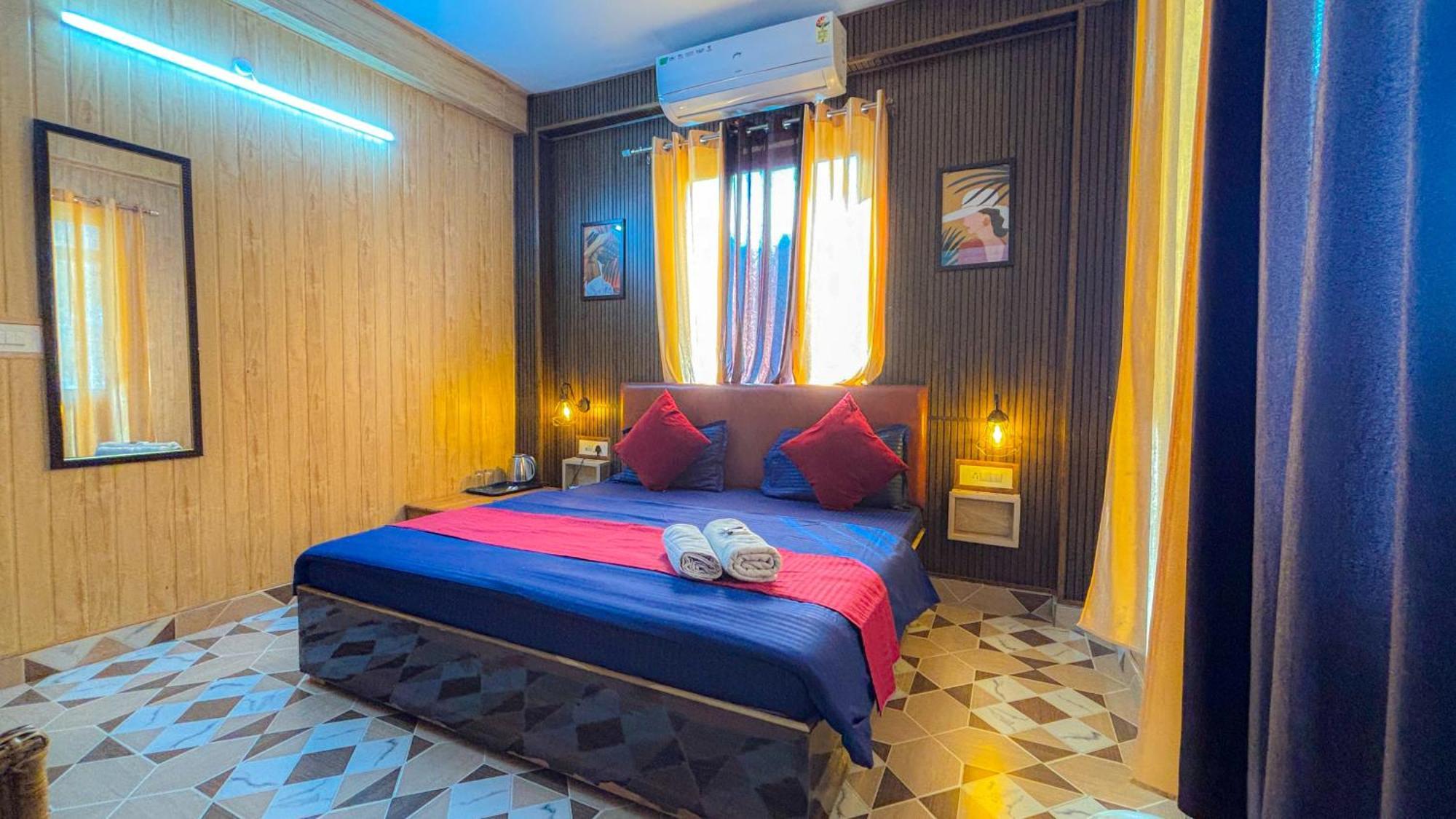 Skyard Rishikesh, Laxman Jhula Hostel Εξωτερικό φωτογραφία